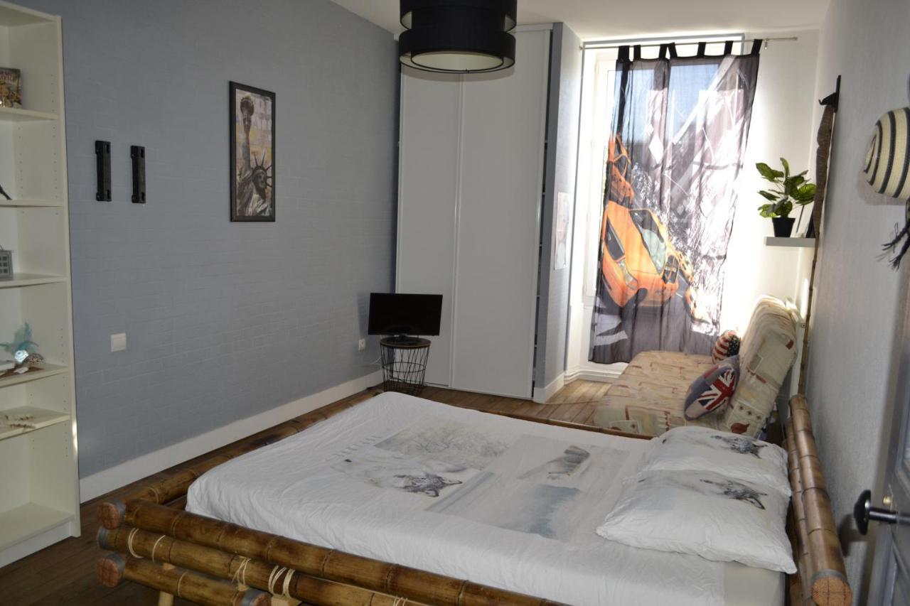 Belle Chambre D'Hote Pour 2 A 4 Personnes Lejlighed Chef-Boutonne Eksteriør billede